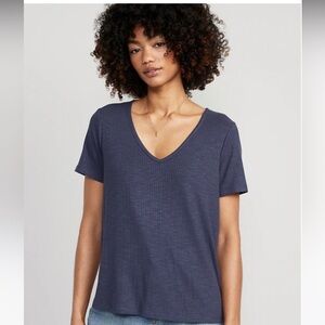 Ribbed V-Neck Tee